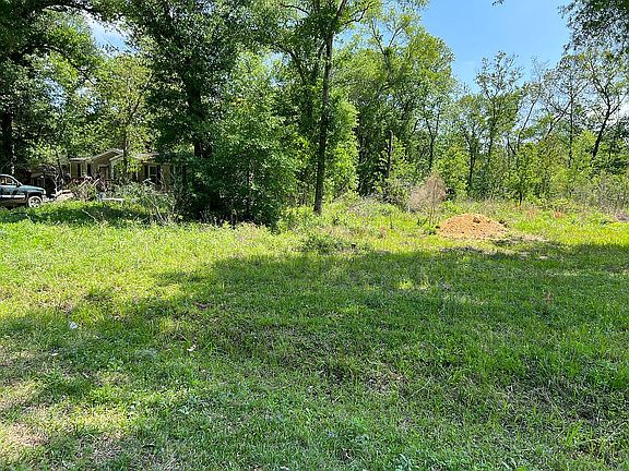 4th image of 147 County Road 426
