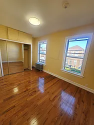 193 East 39th Street, #2