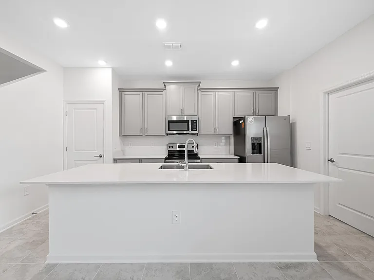 1840 Tohoqua Blvd — Photo 3