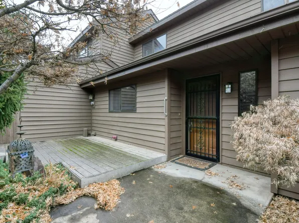 1032 NW 12th St APT B, Pendleton, OR 97801