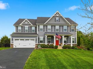 6438 Bob White Dr, Warrenton, VA 20187