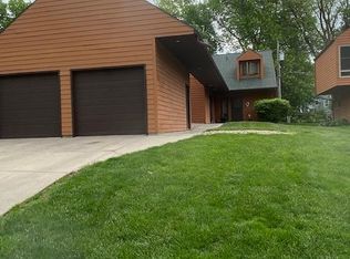 3430 S 39th St #A, Lincoln, NE 68506