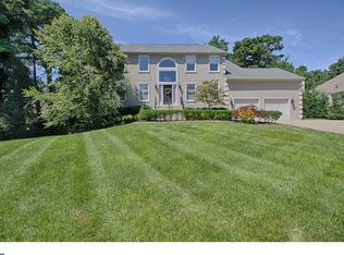 19 Knottingham Dr, Voorhees, NJ 08043