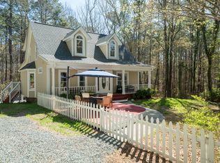 202 Woodglen Ln, Chapel Hill, NC 27516