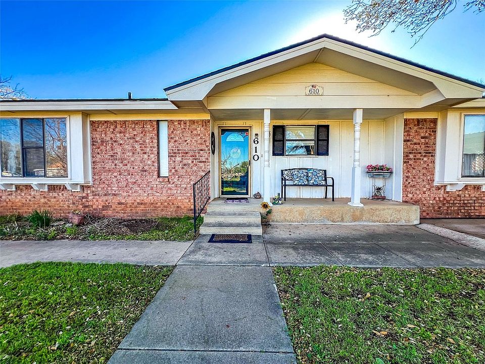 610 S 10th Ave, Munday, TX 76371 Zillow