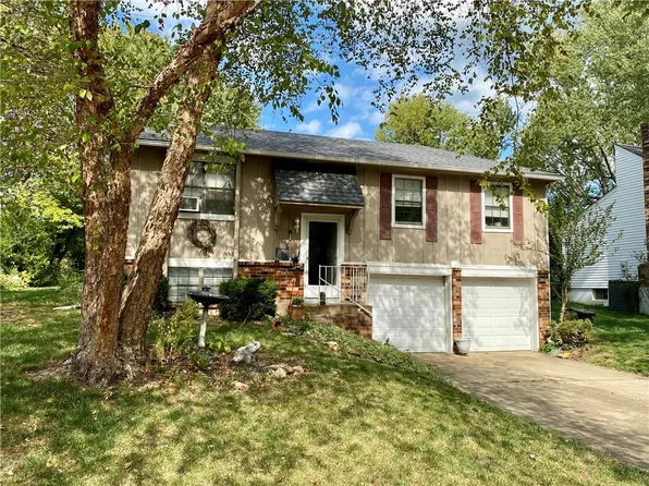 16016 W 129th St, Olathe, KS 66062