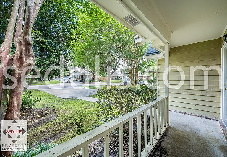 801 Temple Rd #A — Photo 29