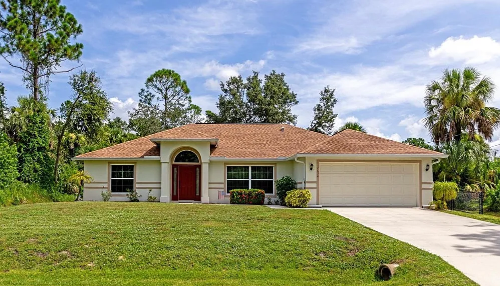 3 bed, 1847 sqft, $2,100 — Photo 1