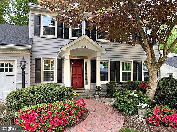 2nd image of 9525 Oak Stream Ct