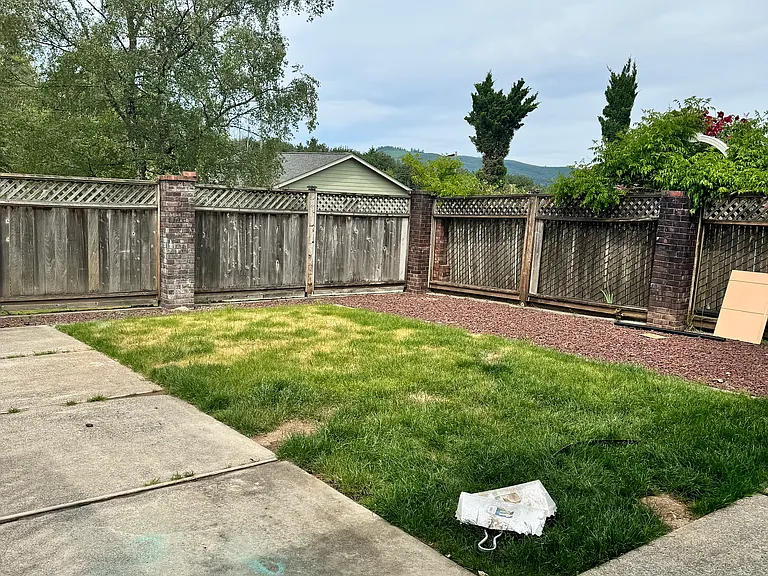 192 Beacon Hill Dr #B — Photo 26