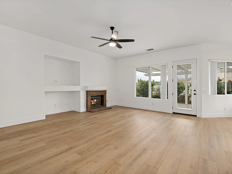 31415 Britton Cir — Photo 6