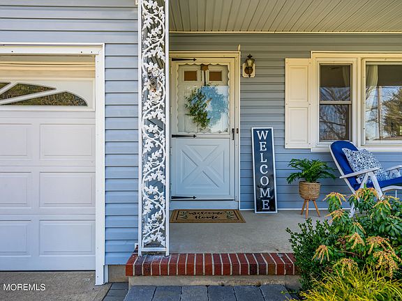 4th image of 245 Westbrook Drive