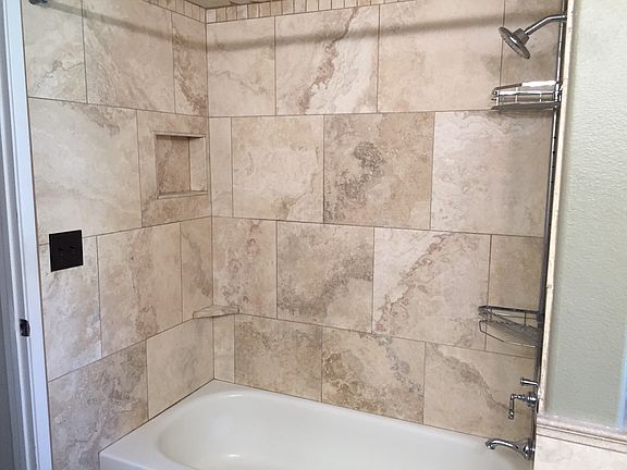 Guest bath 1