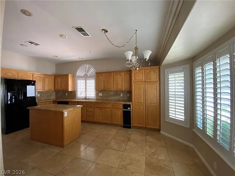 7816 Waterfalls Ave — Photo 11