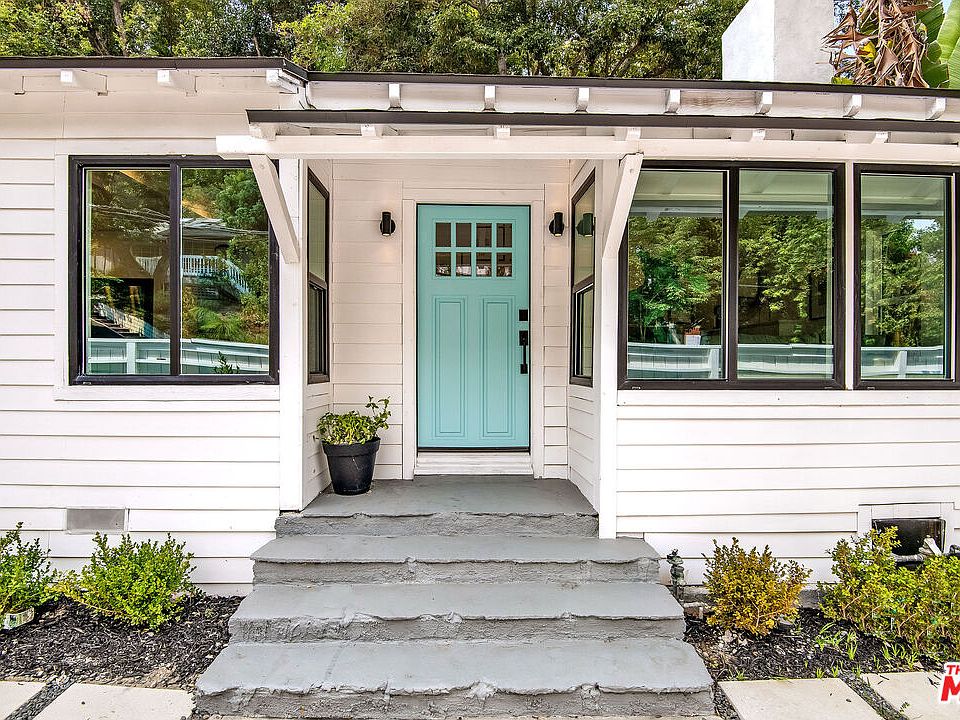 1st image of 4055 Alta Mesa Dr