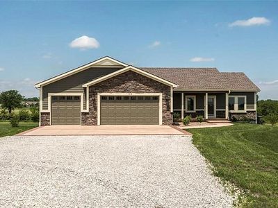 1416 N 300th Rd, Baldwin City, KS, 66006
