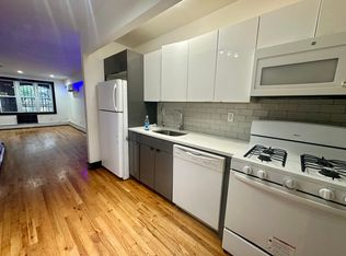 228 Nichols Ave FLOOR 3, Brooklyn, NY 11208