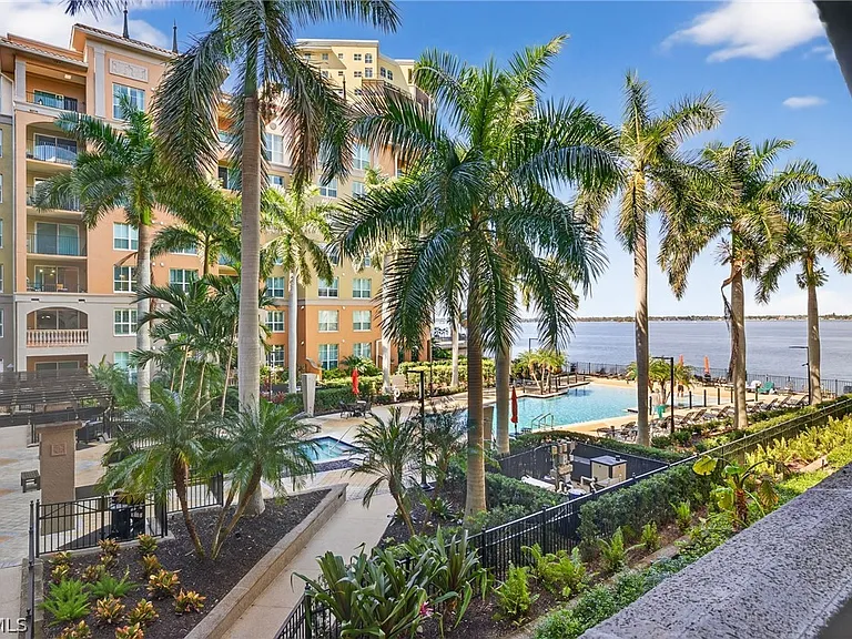 2825 Palm Beach Blvd #215 — Photo 23