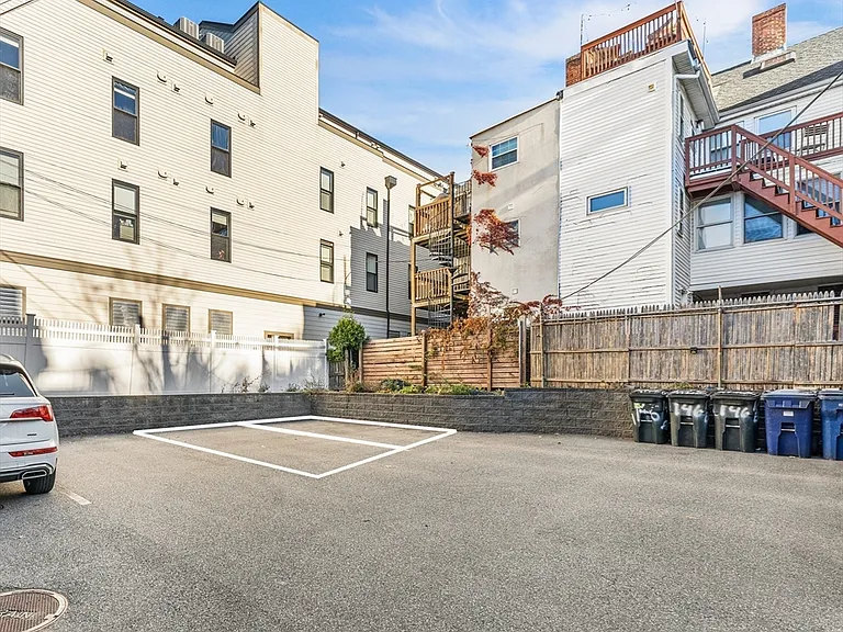 146 Athens St #3 — Photo 32