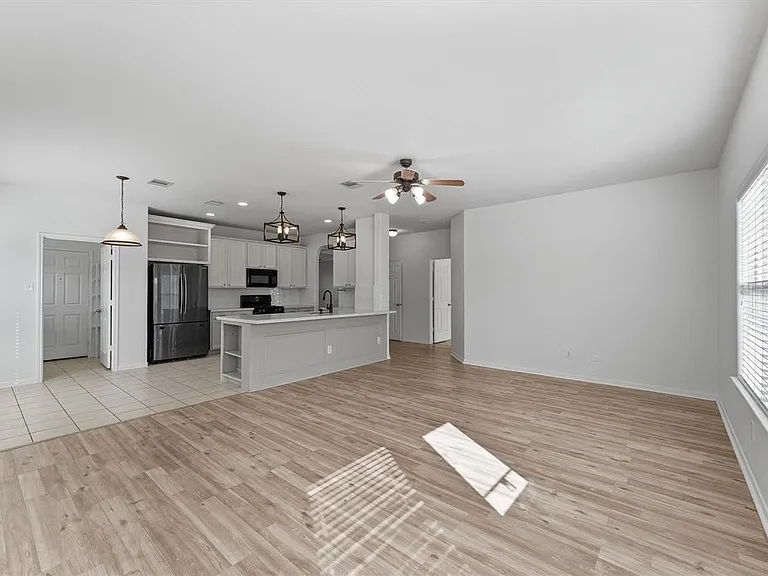18211 Fairview Valley Ct — Photo 4
