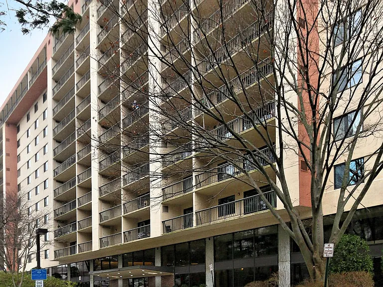 3800 Powell Ln #314 — Photo 34