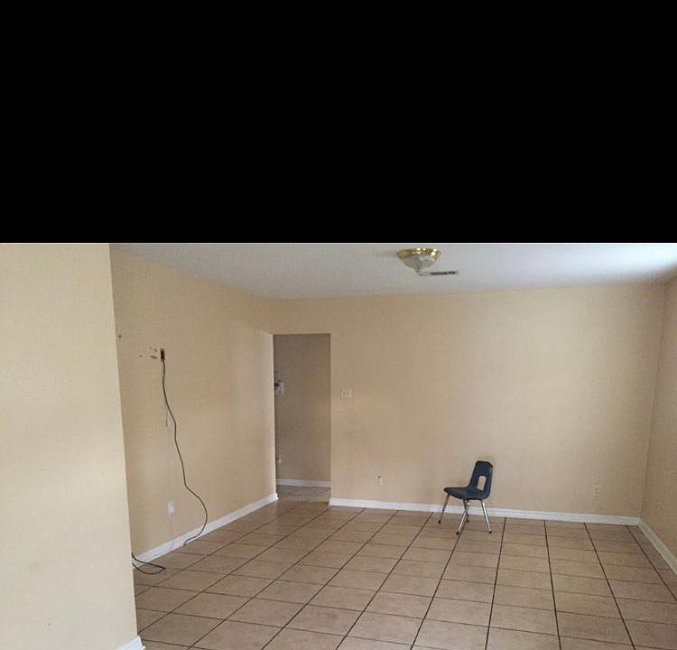 1st image of 7723 W Laverne St