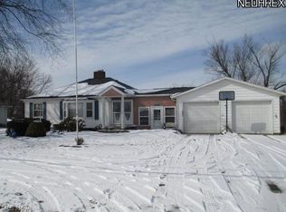 2211 S Ridge Rd W, Ashtabula, OH 44004