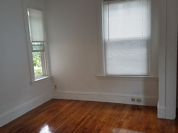 2nd image of 14 Greene St APT 2