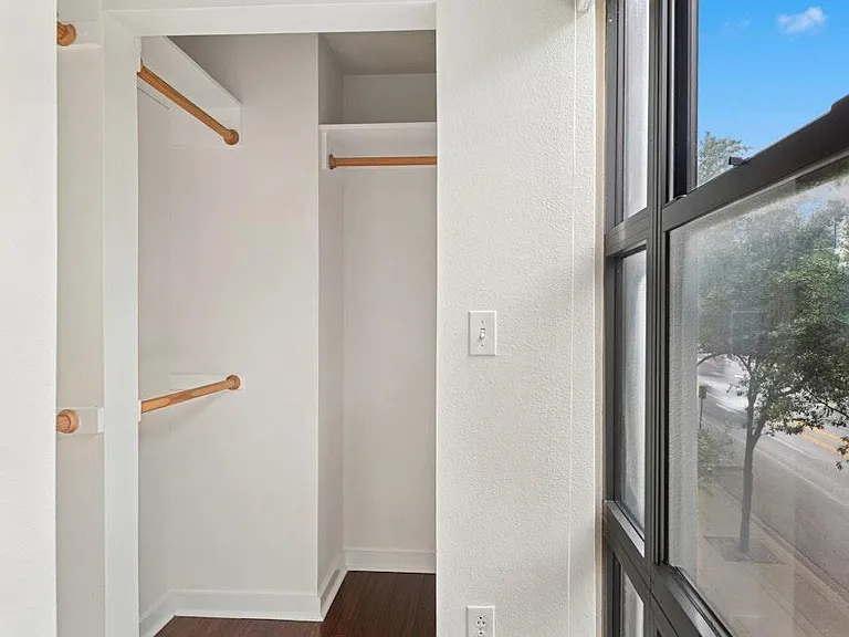1812 West Ave #200 — Photo 22