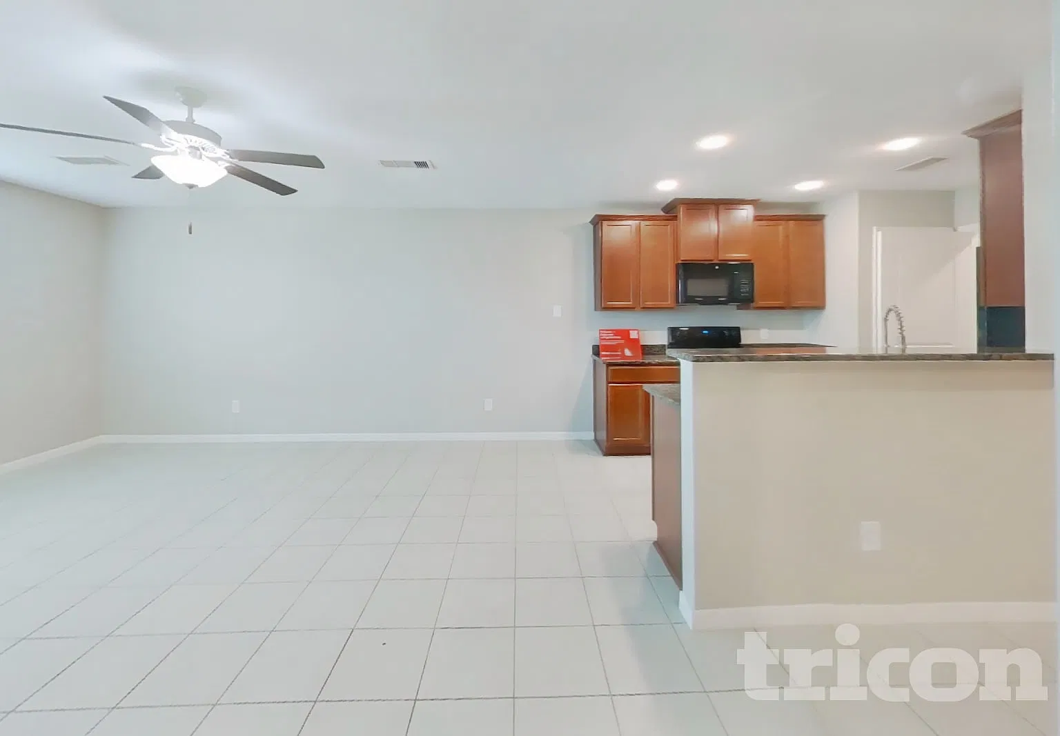 801 Painted Bison Drive La Marque TX — Photo 2