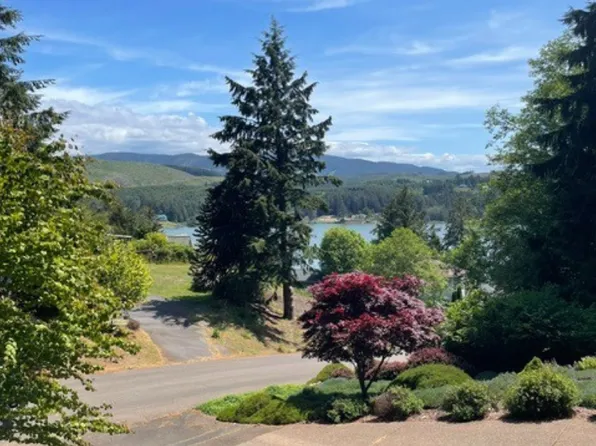 1545 NE Regatta Way, Lincoln City, OR 97367