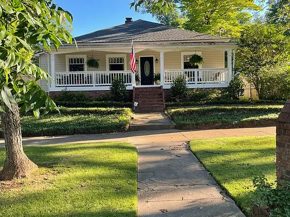 219 E 11th St SE, Rome, GA 30161