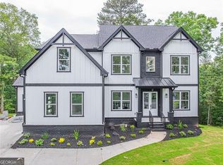 8660 Hightower Trl, Snellville, GA 30039