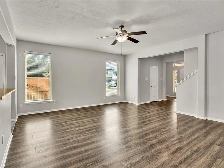 8110 Heartbrook Field Ln — Photo 7