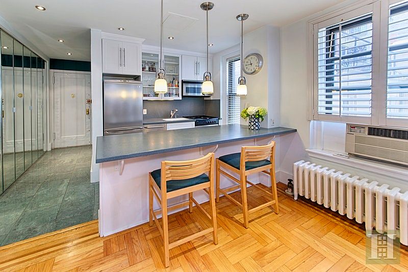 1st image of 140 E 95th St APT 4E