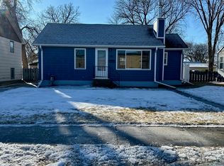 1911 12th Ave N, Grand Forks, ND 58203