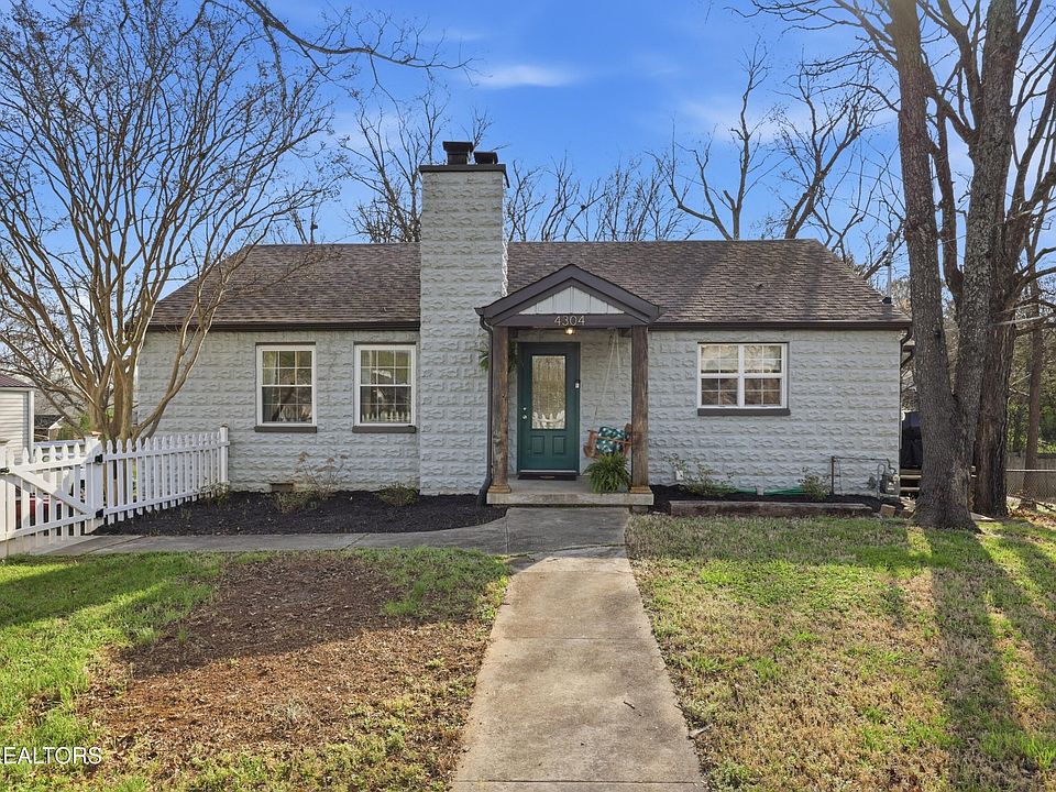 1st image of 4304 Woodlawn Pike