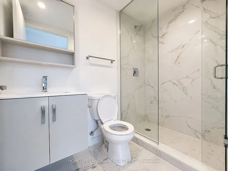 88 Queen St E #5202 — Photo 8