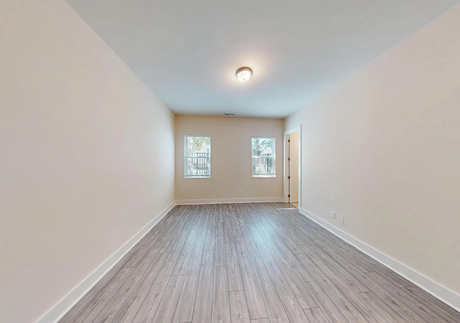 1057 McAlway Rd - 1057 McAlway Rd — Photo 4