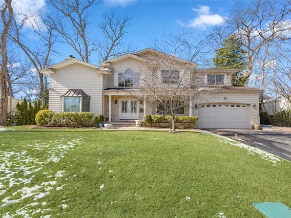 45 Old Brick Road, East Hills, NY 11577
