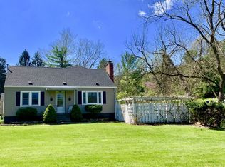 33 Warren Rd, Athens, OH 45701