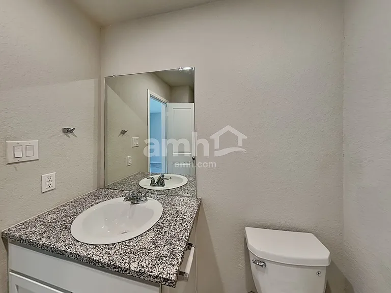 10419 Varmus Dr — Photo 13