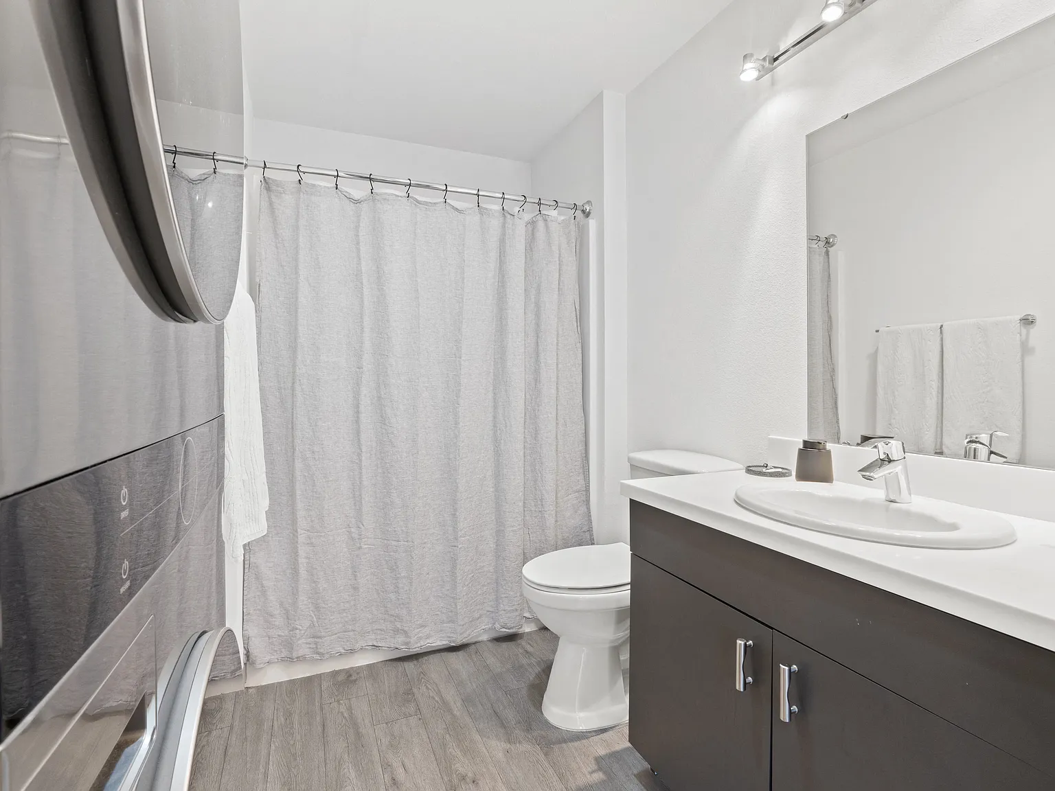 NOBAY Apartments — Photo 3
