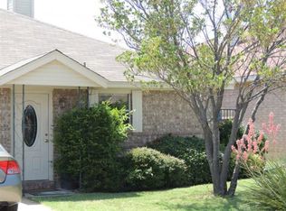 806 Rambling Ct, Granbury, TX 76049