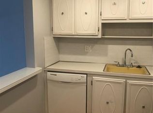 253 S Cypress Rd APT 240, Pompano Beach, FL 33060