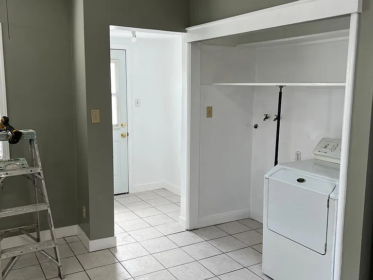 4143 Carrington St — Photo 5
