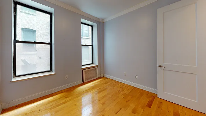 Rented by Bond New York | media 8