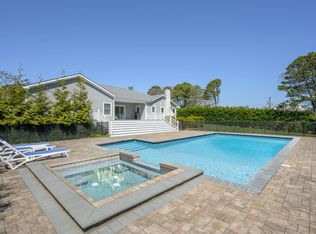 60 Shinnecock Hills Rd, Southampton, NY 11968