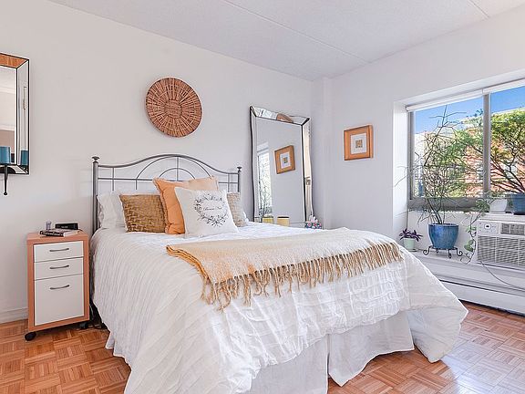 5th image of 1787 Madison Ave APT 202