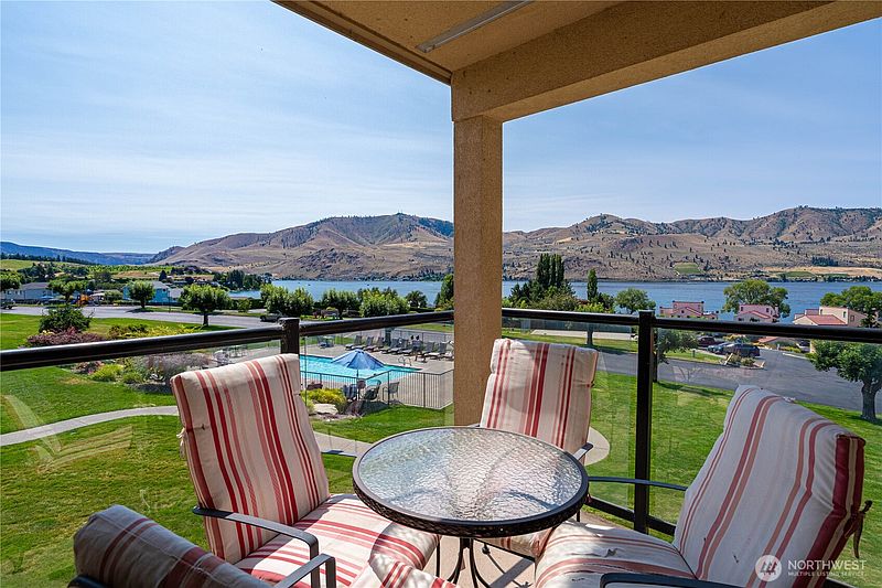 4th image of 100 Lake Chelan Shores #17-11